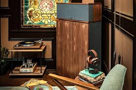 Klipsch AK6 Floorstanding Speakers - Walnut (Store Demo)